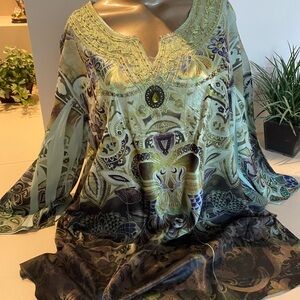 Beautiful silky ladies top